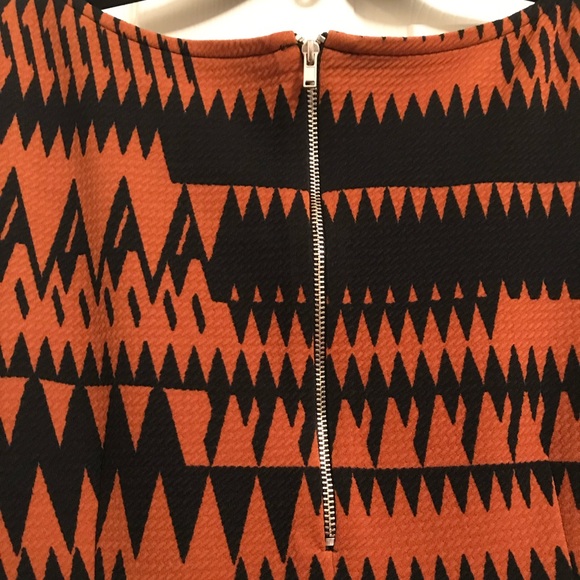 Gabby Skye Geo Print Textured Sheath Dress - Picture 6 of 6